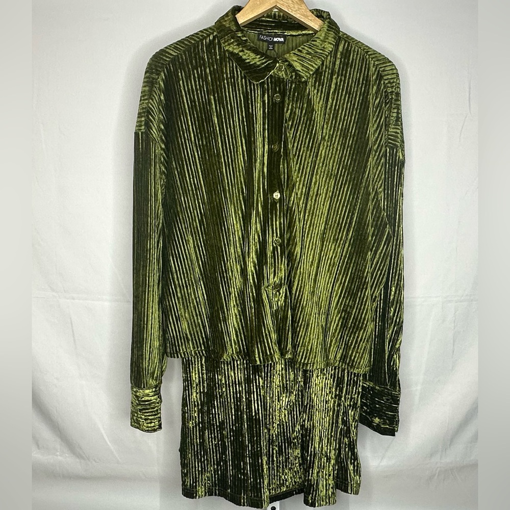 Fashion Nova Green Velvet Set